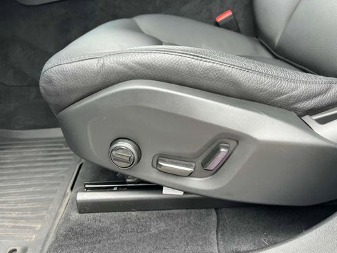 Used 2023 Volvo XC60 B5 Plus w/ Climate Package image 20