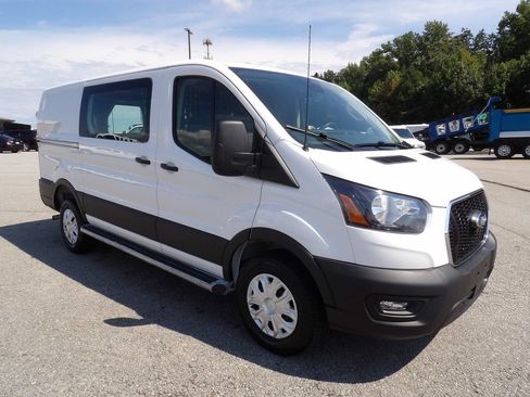 Used 2025 Ford Transit 250 Low Roof w/ Exterior Upgrade Package RWD image 10