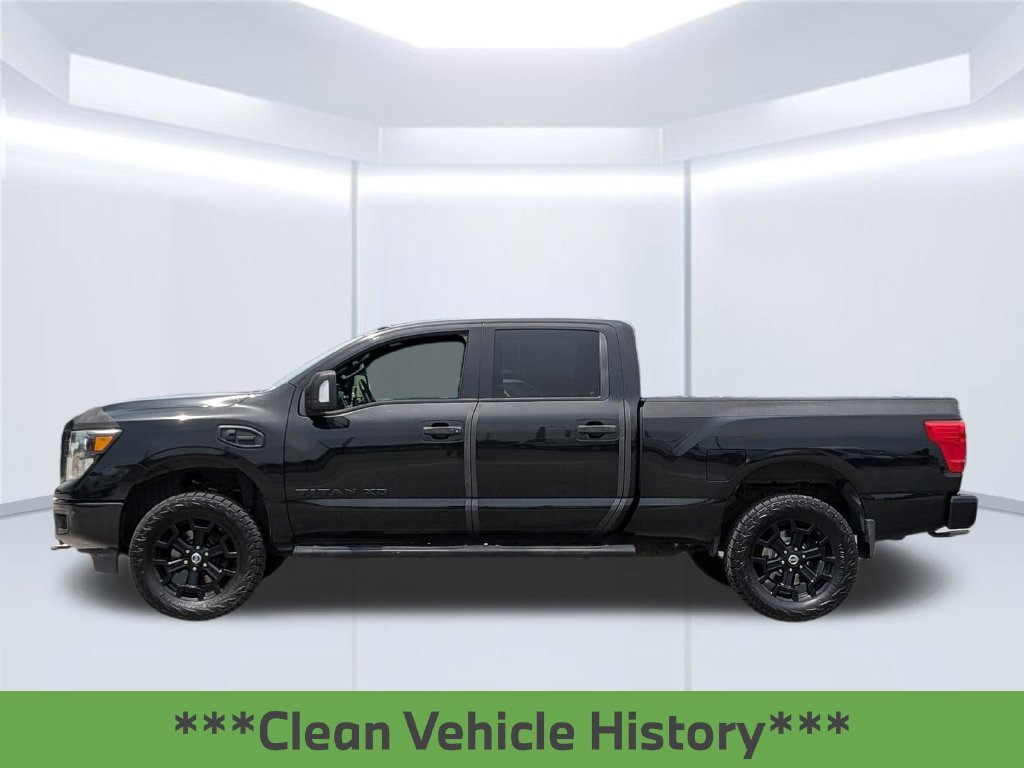 Used 2019 Nissan Titan SL w/ Midnight Edition AWD/4WD image 2