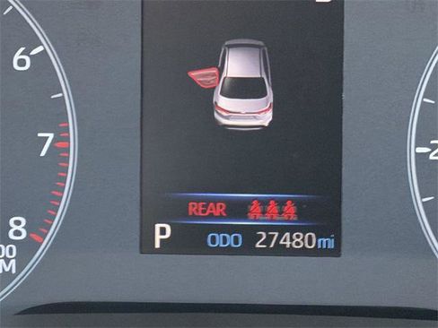 Certified 2025 Toyota Corolla LE image 14