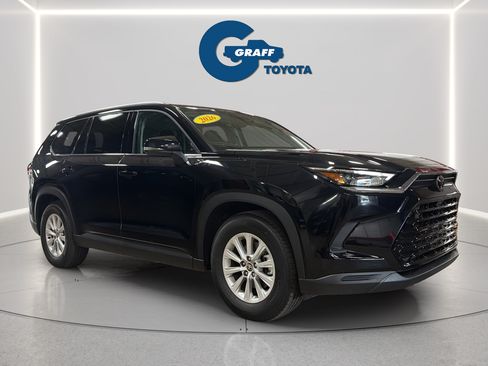 Used 2026 Toyota Grand Highlander FWD image 4