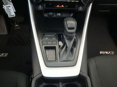 Used 2025 Toyota RAV4 LE FWD image 9