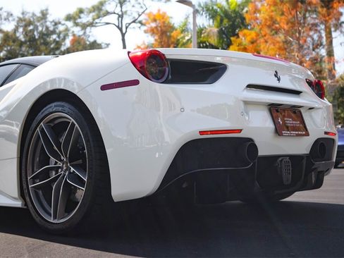 Certified 2017 Ferrari 488 GTB image 15