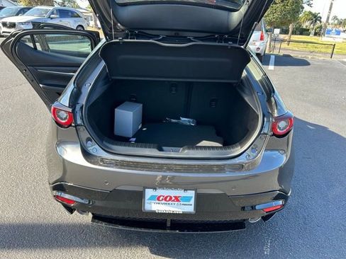 New 2026 MAZDA MAZDA3 Hatchback w/ Appearance Package image 11
