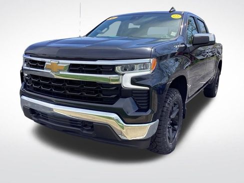 Used 2024 Chevrolet Silverado 1500 LT AWD/4WD image 5