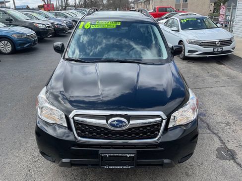 Used 2016 Subaru Forester 2.5i Premium w/ All-Weather Package image 4