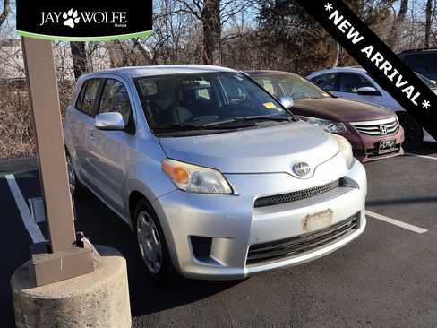 Used 2008 Scion xD image 1