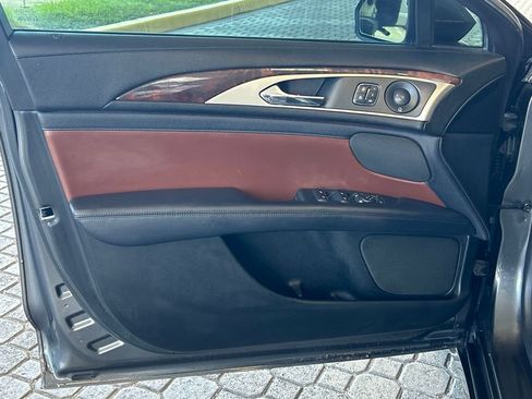 Used 2018 Lincoln MKZ Reserve w/ Technology Package FWD image 36