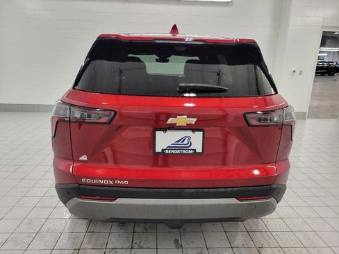 Used 2025 Chevrolet Equinox LT w/ Safety and Technology Package image 24
