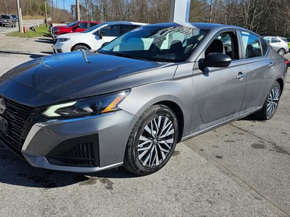 Used 2025 Nissan Altima 2.5 SV