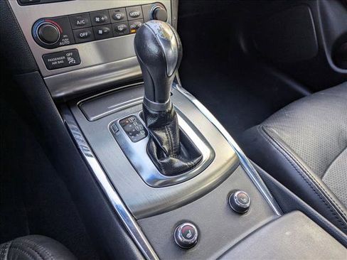 Used 2011 INFINITI G25 Journey w/ Moonroof Pkg image 12