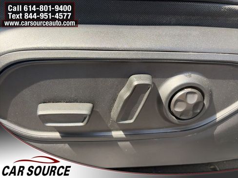 Used 2022 Jeep Grand Cherokee L Limited w/ Black Appearance Package AWD/4WD image 17