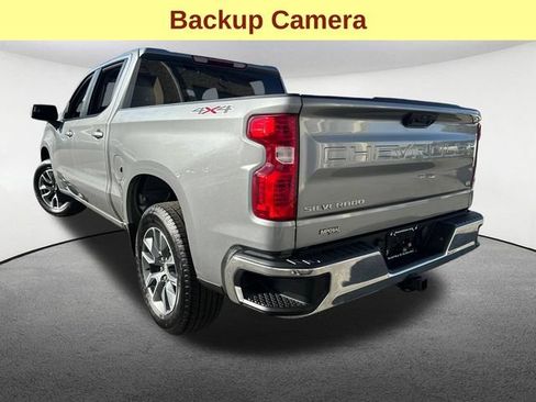 Certified 2025 Chevrolet Silverado 1500 LT AWD/4WD image 10