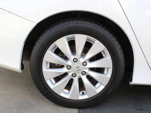 Used 2015 Honda Accord EX-L image 44
