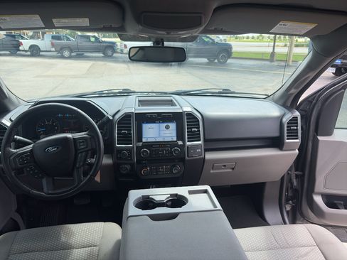 Used 2016 Ford F150 XLT w/ Equipment Group 302A Luxury AWD/4WD image 19