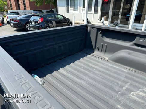 Used 2017 Chevrolet Silverado 1500 High Country AWD/4WD image 21