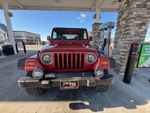 Used 1998 Jeep Wrangler Sport image 2