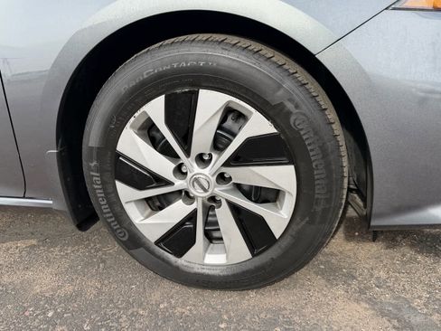 Used 2021 Nissan Altima 2.5 S w/ Driver Assist Package image 6