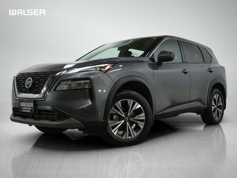 Used 2021 Nissan Rogue SV image 1