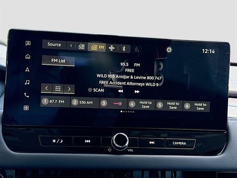 New 2025 Mitsubishi Outlander SE image 15