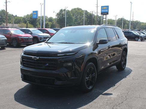 New 2027 Chevrolet Traverse LT w/ Midnight/Sport Edition AWD/4WD image 7