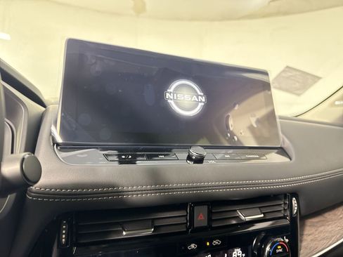 New 2026 Nissan Rogue Platinum w/ Tech Package image 7