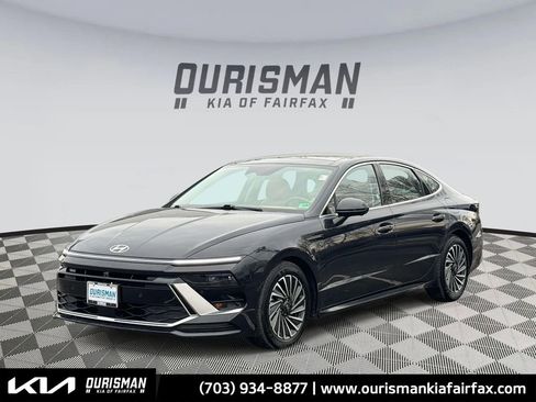 Used 2024 Hyundai Sonata Limited image 1