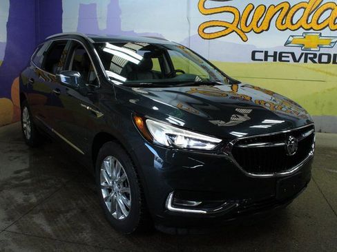 Used 2019 Buick Enclave Premium image 4