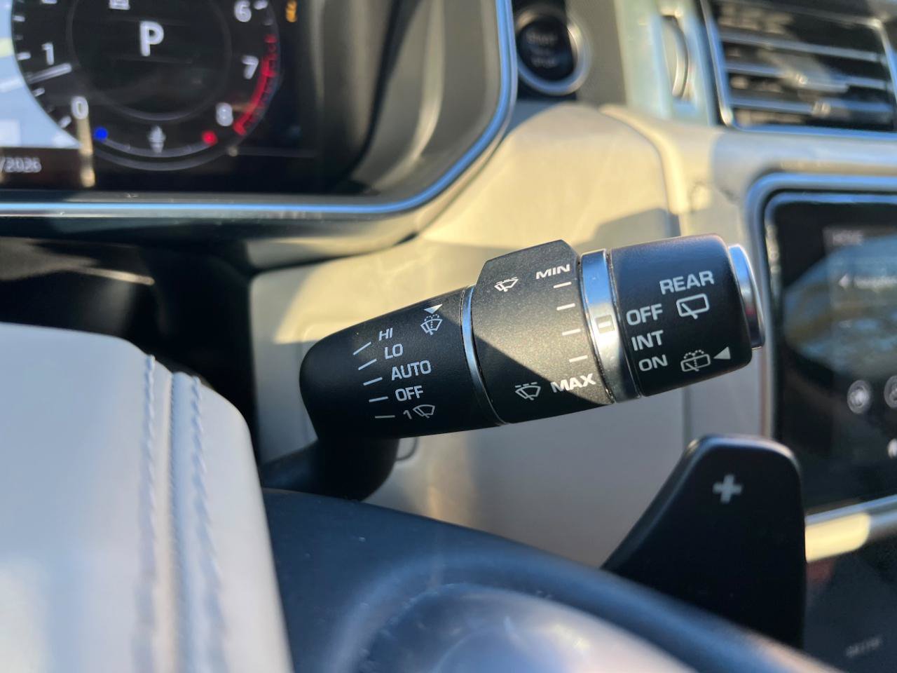 Used 2018 Land Rover Range Rover Supercharged AWD/4WD image 26