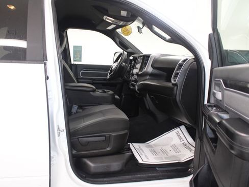 Used 2022 RAM 2500 Big Horn image 27