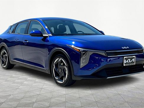Certified 2025 Kia K4 EX image 5
