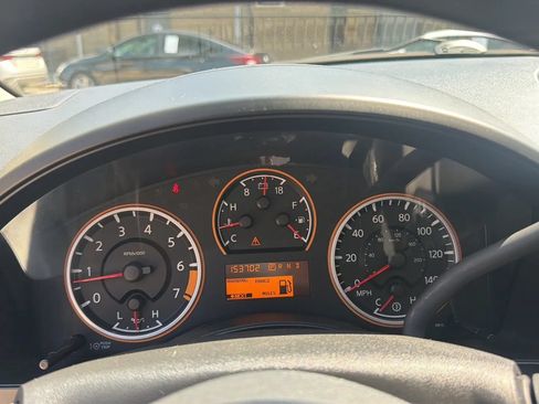 Used 2009 Nissan Titan SE RWD image 18