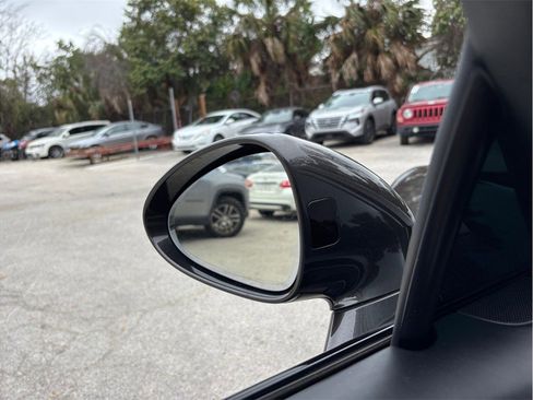 Used 2016 Porsche Panamera GTS image 16