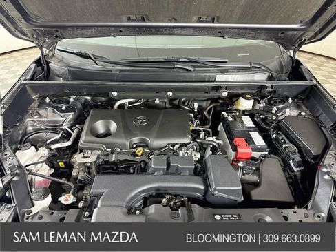 Used 2024 Toyota RAV4 XLE AWD/4WD image 27
