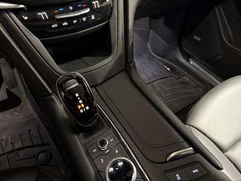 Used 2023 Cadillac XT5 Premium Luxury image 13