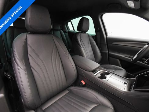 Used 2024 Maserati Grecale GT image 18