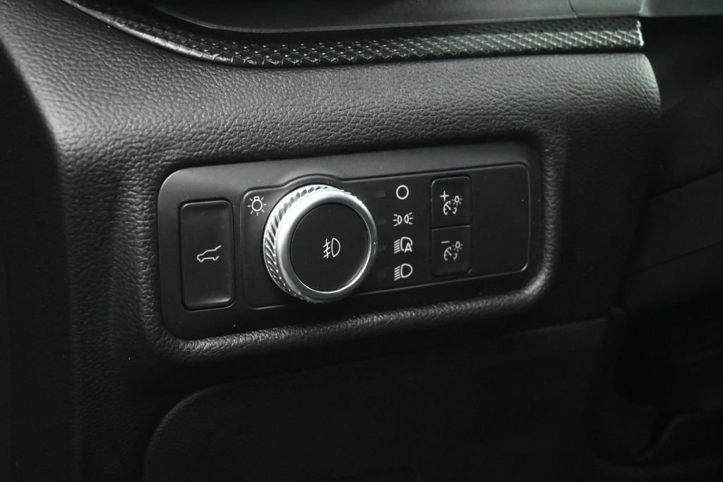 Used 2022 Ford Explorer ST AWD/4WD image 50