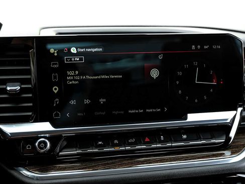 Used 2023 GMC Sierra 1500 Elevation image 34