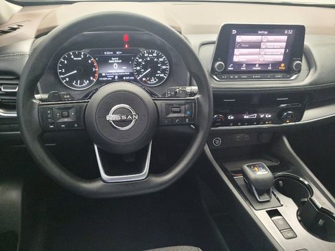 Used 2022 Nissan Rogue SV FWD image 22