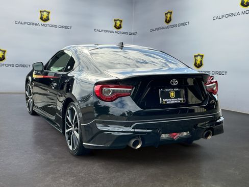 Used 2019 Toyota 86 TRD SE image 7