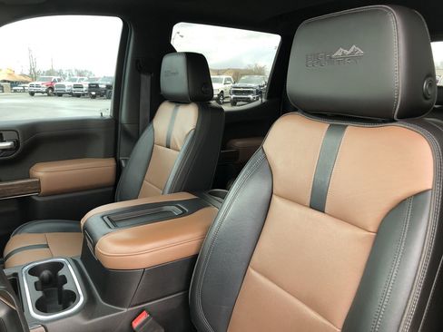 Used 2019 Chevrolet Silverado 1500 High Country w/ Safety Package II image 13