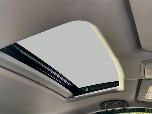 Certified 2024 Honda Ridgeline RTL image 44