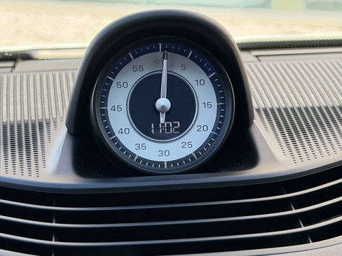 Certified 2020 Porsche Taycan Turbo image 25