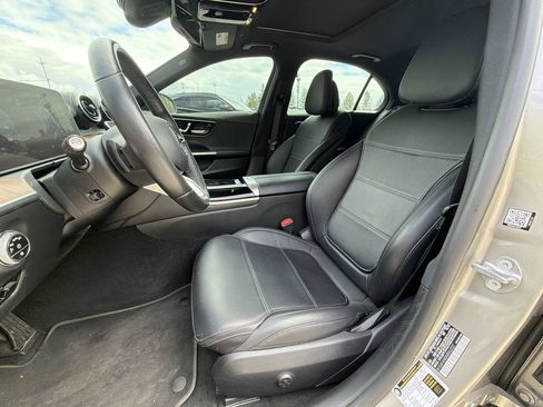 Used 2022 Mercedes-Benz C 300 4MATIC Sedan image 13