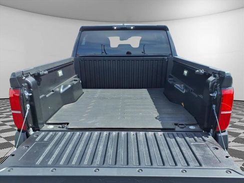 Used 2025 Toyota Tacoma SR image 14