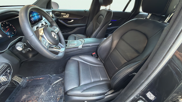 Used 2022 Mercedes-Benz GLC 300 4MATIC image 15