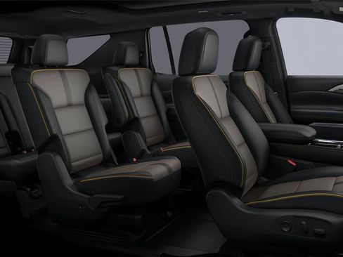 New 2026 Chevrolet Traverse High Country FWD image 13