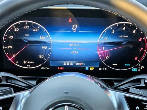 Certified 2026 Mercedes-Benz GLC 300 4MATIC image 33