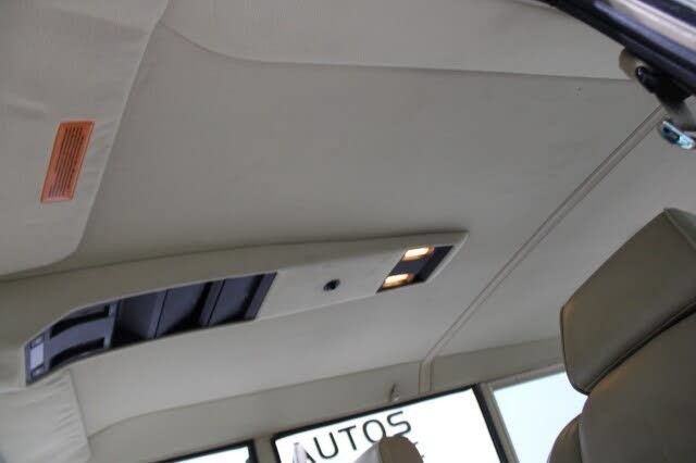 Used 1989 Jeep Grand Wagoneer AWD/4WD image 25