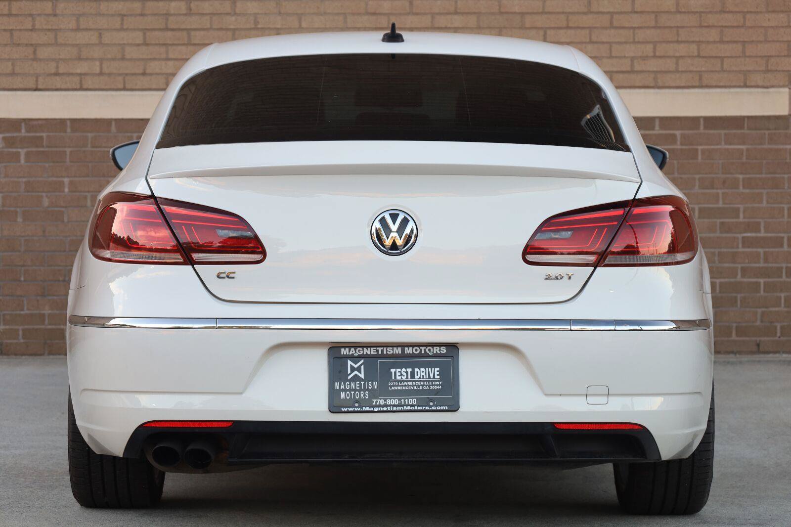 Used 2014 Volkswagen CC R-Line FWD image 10